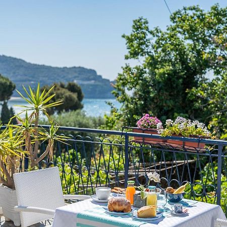 Gli Archi Sul Mare Bed & Breakfast Gaeta Exterior photo