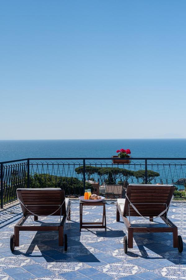 Gli Archi Sul Mare Bed & Breakfast Gaeta Exterior photo