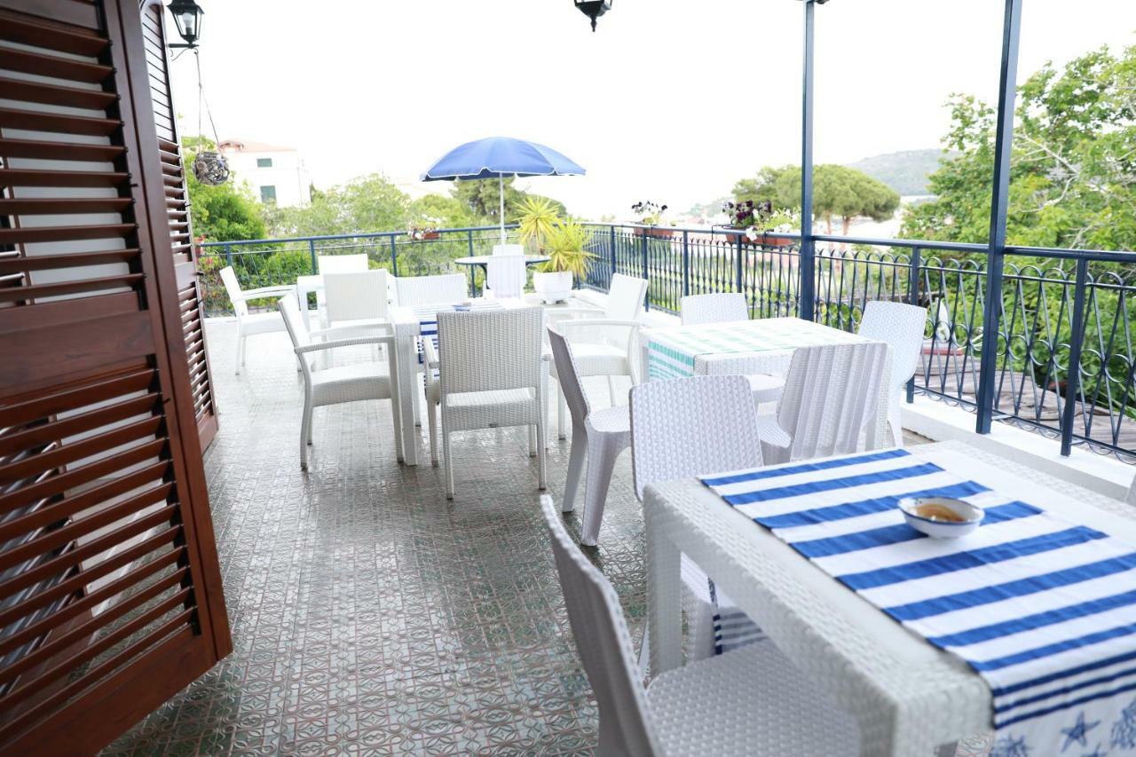 Gli Archi Sul Mare Bed & Breakfast Gaeta Exterior photo